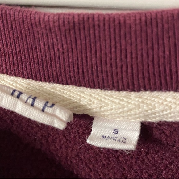 Sweater - Picture 3 of 3